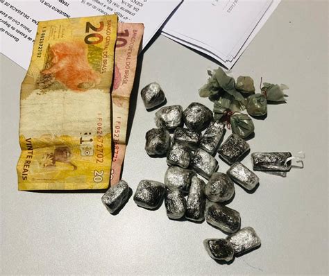 Homem Preso Em Flagrante Maconha E Xi Em Barcarena Par G