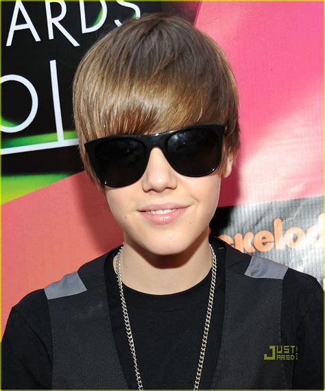 Justin Bieber 2010 Kids Choice Awards Orange Carpet Photo 363906