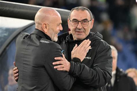 Maurizio Sarri Incontra La Lazio Per Decidere Il Futuro Il Milan