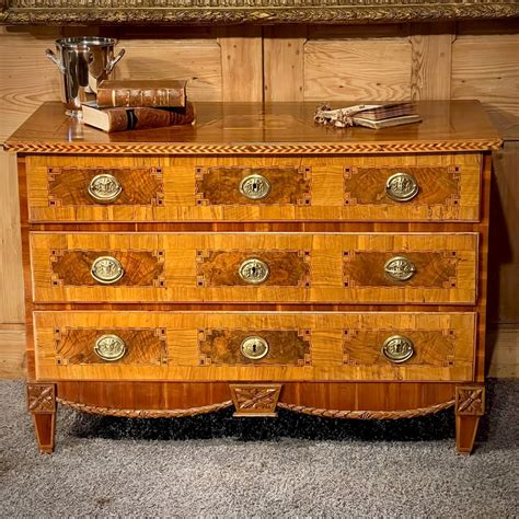 Proantic Commode Xviii Me Marqueterie De Noyer