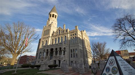 Washington County Indiana Courthouse Early Morning Light Flickr