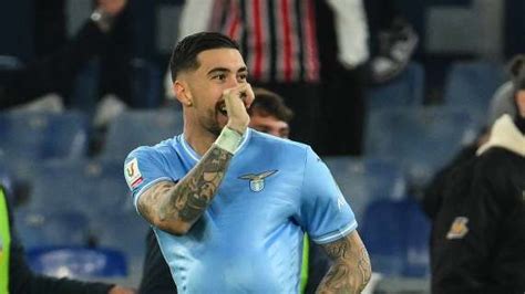 Lazio Zaccagni Innamorato Della Sua Dea La Tenera Dedica Foto