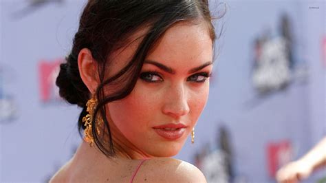 Megan Fox 35 Wallpaper Celebrity Wallpapers 3720