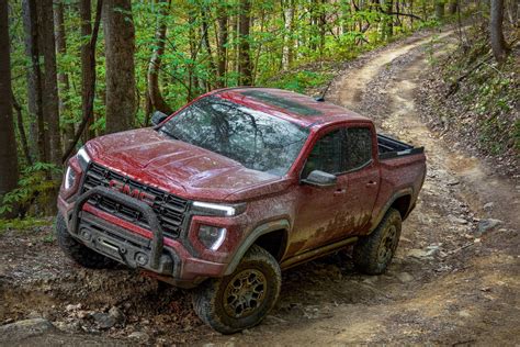 Driven 2023 GMC Canyon Puts Other Midsize Pickups On Notice Edmunds