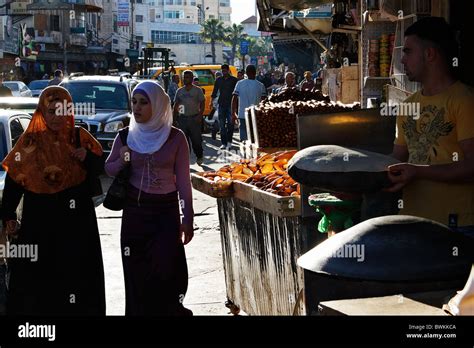 Ramallah Street Scene Hi Res Stock Photography And Images Alamy