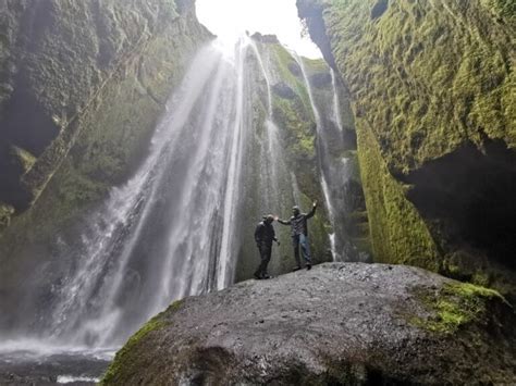 7 best waterfalls near reykjavik