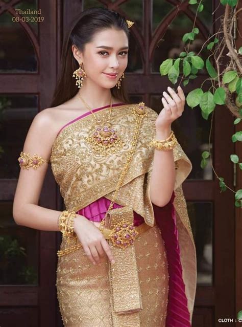 Thailands National Costumethai Chakkraphat Dress Thailand Dress