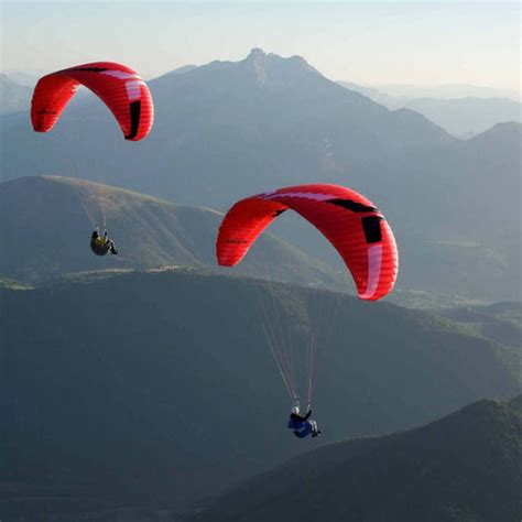 Ultimate Guide to Paragliding Safety