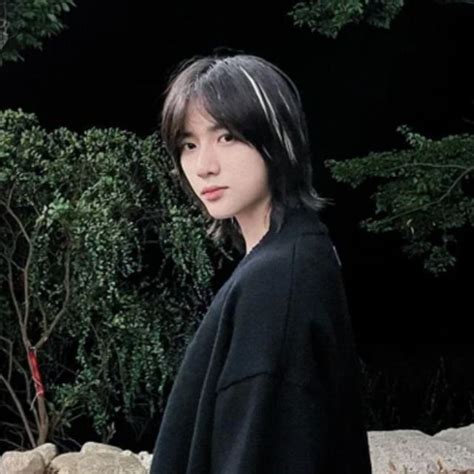 Beomgyu Txt Lq Icon Long Hair Handsome Boy Photo Attractive People Txt