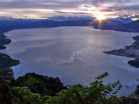 Kamloops Guesthouse: Lake Atitlán, Guatemala