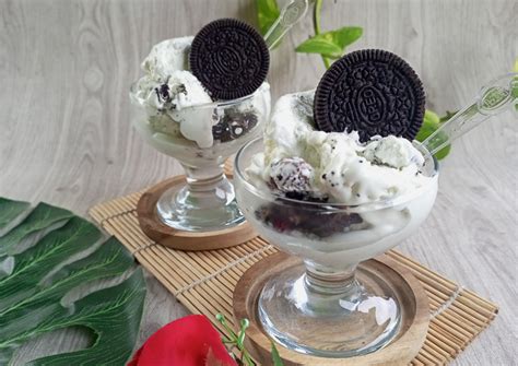 Resep Ice Cream Oreo Homemade Oleh Indah Tuwiarsih Cookpad