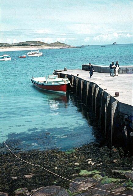 Higher Town Quay St Martin S Scilly Martin Tester Cc By Sa 2 0