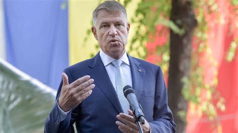 Klaus Iohannis participă la sărbătorirea a 30 de ani de la independența