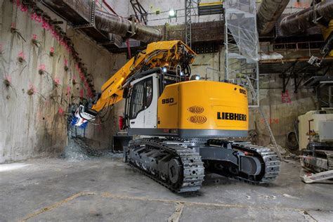 Liebherr R 950 Tunnel Litronic Excavator Specs 2019 2024 Diggers