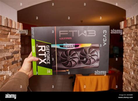 EVGA Geforce RTX 3090 Nvidia GPU box Stock Photo - Alamy