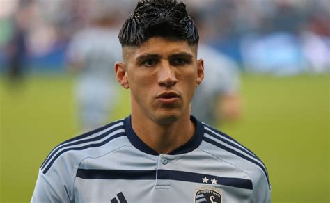 Los Preocupantes Números Con Los Que Llegaría Alan Pulido A Cruz Azul