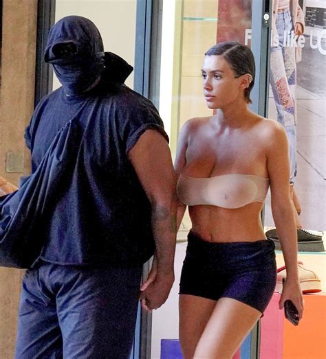 Kanye West se casó en secreto con Bianca Censori hace 10 meses semanas