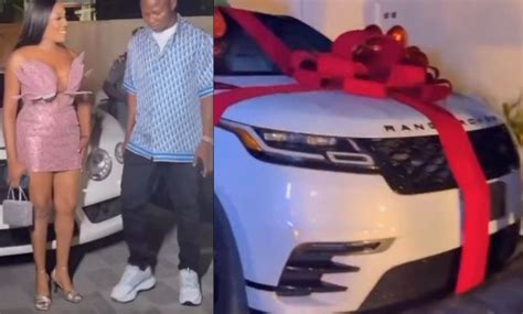 Lavish Range Rover Marriage Proposal Goes Viral Watch Video Yardhype