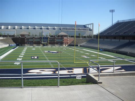 Small College Football Teams with Really Nice Stadiums | TigerDroppings.com