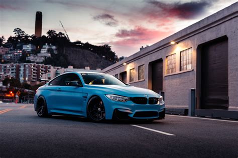 Frozen Yas Marina Blue Bmw M Is The Ultimate Smurf Carscoops