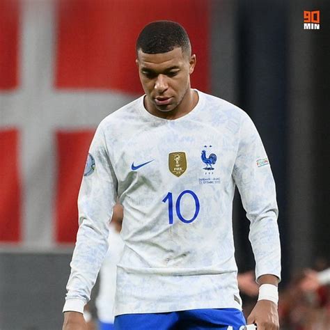 He Cant Do Everything Either Didier Deschamps Backs Kylian Mbappe With Confident Claim