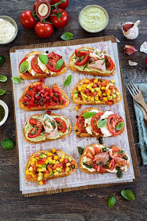 healthy foods snacks sommerabende schnelle crostini tomaten Für laue