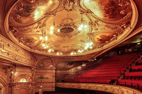 Kings Theatre Southsea Part Of The Ornate Ceiling Taken W Flickr