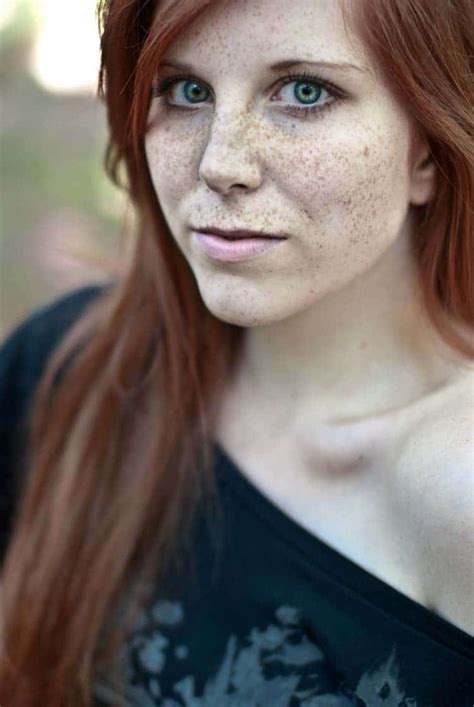 30 Beautiful Freckled Redhead Portrait Photography Downgraf Design And Art Inspiration Resource