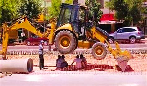 10 Examples Why Women Live Longer Than Men | eBaum's World