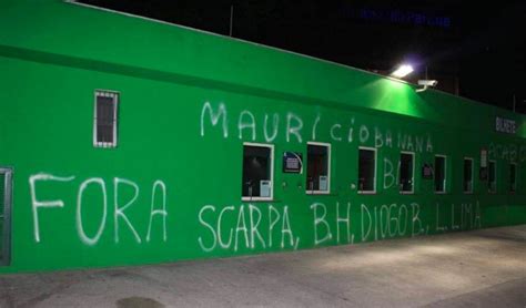 Muro Do Est Dio Do Palmeiras Amanhece Pichado Acabou A Paz