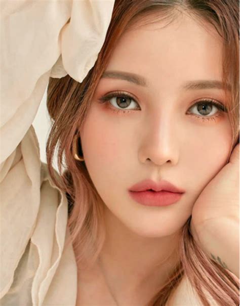 Korean Makeup Trends Fall Acconciature Bellezza Dei Capelli