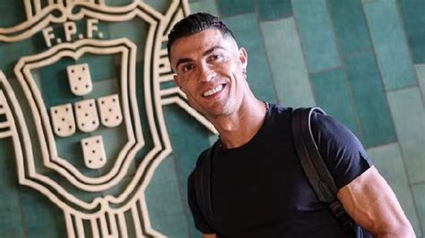 Portugal Vence Irlanda Pintura De Cristiano Ronaldo E Encerra