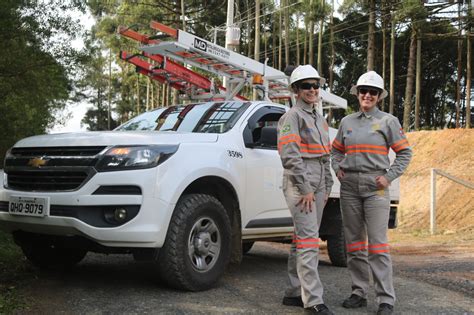 Dia Do Eletricista Conhe A A Hist Ria Da Primeira Dupla De Mulheres A