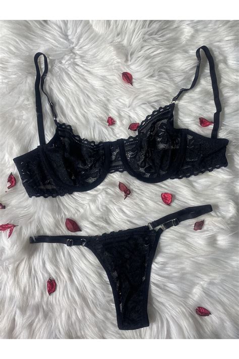 Masal Lingerie Kadın Siyah Kapsız Balenli Çiçek Desenli Şık Takım Sütyen Fiyatı Yorumları