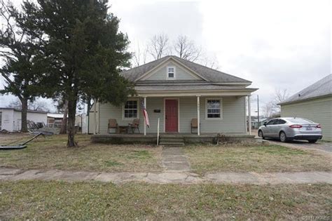 1007 W Division St Henryetta OK 74437 Realtor