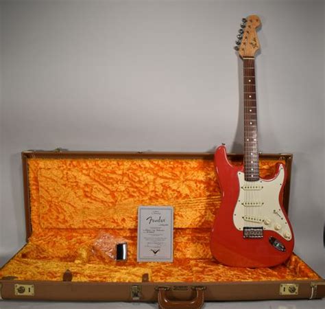 Fender Robert Cray Stratocaster > Guitars Electric Solid Body | Imperial Vintage Guitars