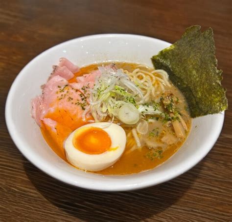 Premium Photo Japanese Pork Ramen White Bowl