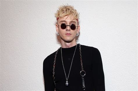 Machine Gun Kelly Debuts Massive Blackout Tattoo