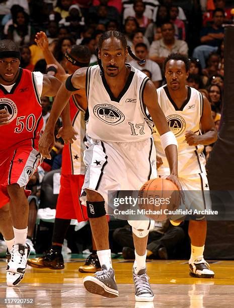 Snoop Dogg Basketball Photos and Premium High Res Pictures - Getty Images