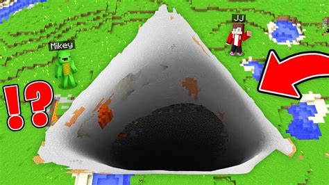 Jj And Mikey Found The Biggest Triangle Pit In Minecraft Maizen Youtube