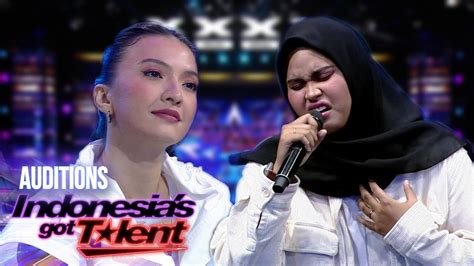 Semua Juri Dibikin Kaget Sama Suara Nabila Auditions Indonesia S