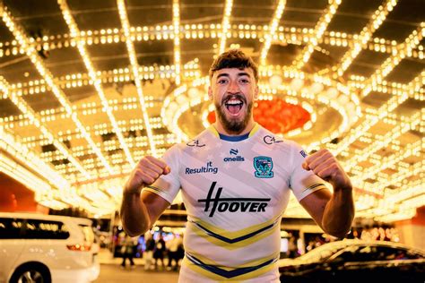 Warrington Wolves Wire Launch Las Vegas Collection