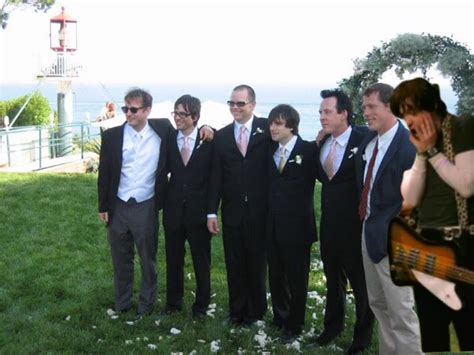 All Members of Weezer in one picture : r/weezer