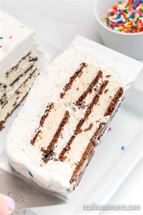 Easy Ice Cream Sandwich Cake Real Housemoms