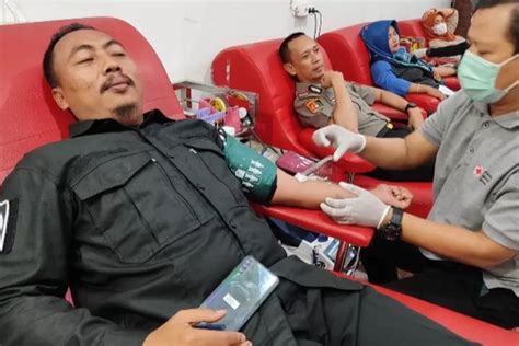 Rangkaian HUT Humas Polri Ke 72 Polres Tegal Gelar Bakti Sosial Donor