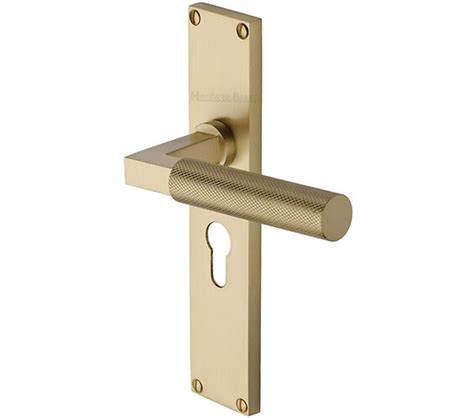 Heritage Brass Bauhaus Knurled Door Handles On 200mm Backplate Satin Brass Vt9300 Sb Sold In