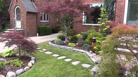 The Summer Garden Japanese Maple Garden Front Yard And Bonsai Youtube