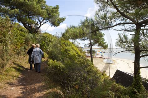 Sentier Pedestre En Bordure De La Laita Guidel Fanch Galivel