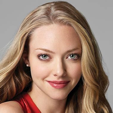 Amanda Seyfried Biography Net Worth Career Bio Relationships