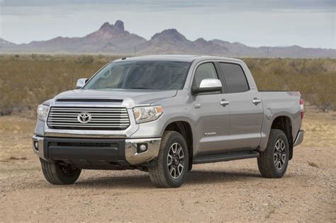 Used 2017 Toyota Tundra CrewMax Cab Review Edmunds